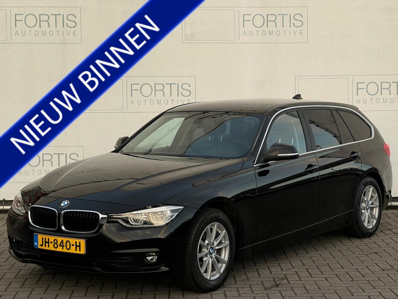 BMW 3-serie Touring - 318i Centennial Executive NL-AUTO | NAVI | CRUISE - AutoWereld.nl