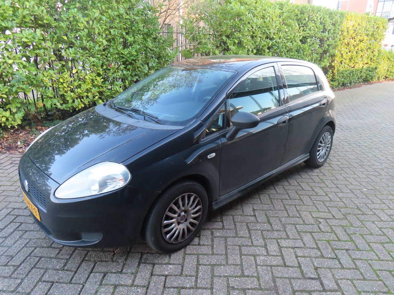 Fiat Grande Punto - 1.3 M-Jet Actual*Airco*MOTOR NIET 100%* - AutoWereld.nl