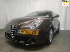 Alfa Romeo MiTo - 0.9 TwinAir Distinctive SCHADEAUTO