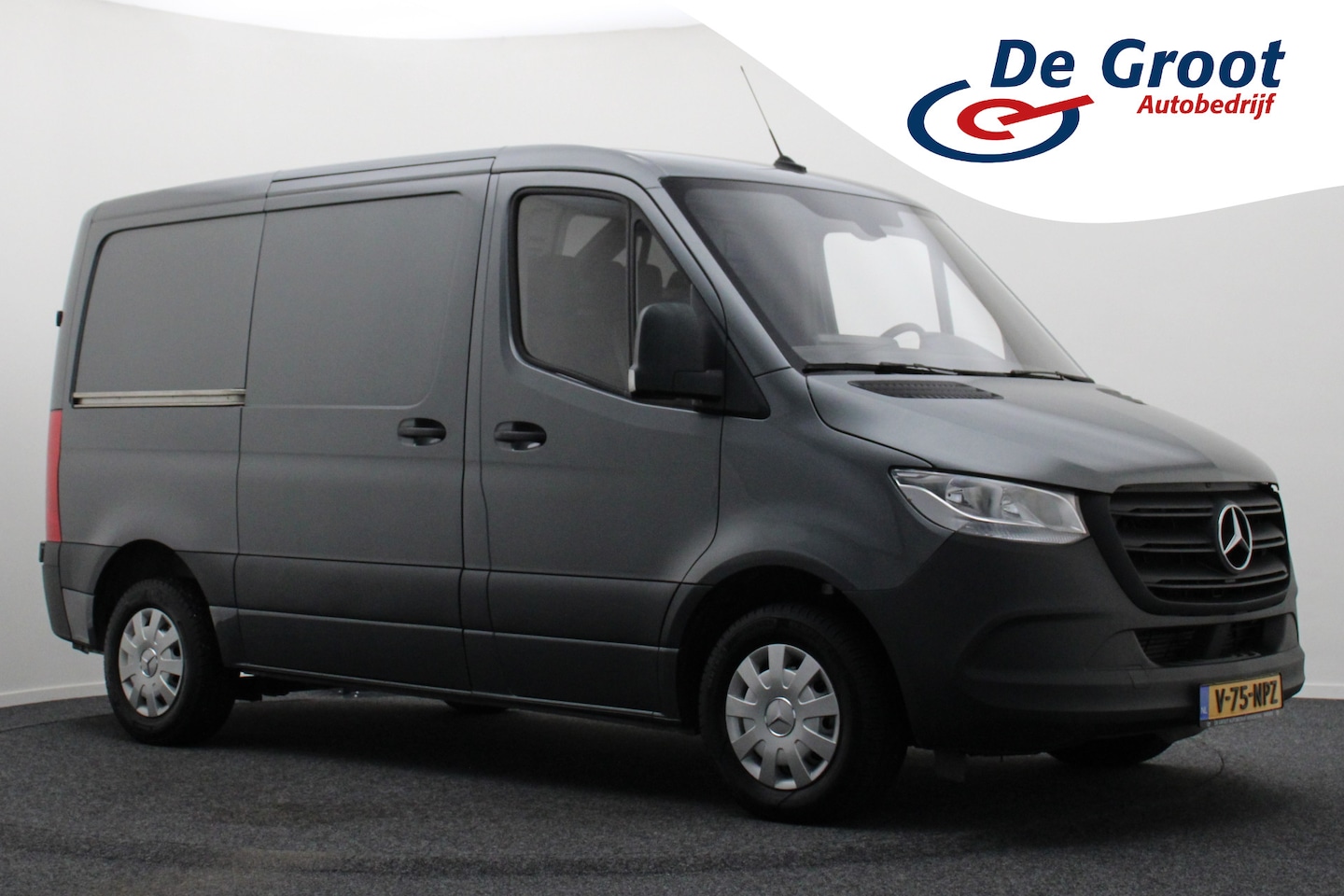 Mercedes-Benz Sprinter - 214 2.2 CDI L1H1 3-Zits, Cruise, Apple Carplay, Trekhaak, Airco - AutoWereld.nl