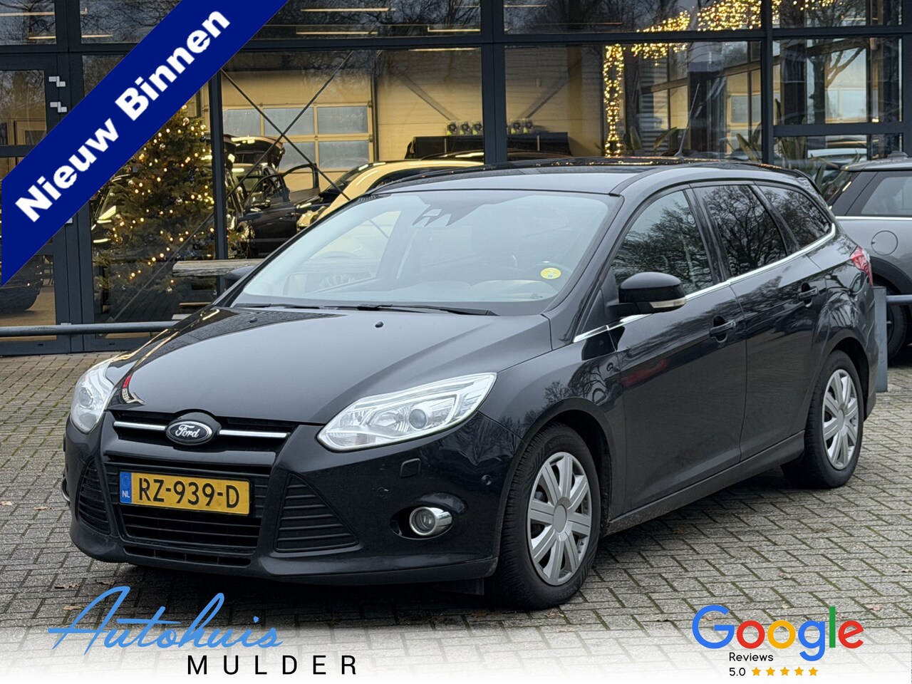 Ford Focus Wagon - 2.0 TDCI Titanium Navigatie/Stoelverwarming/Trekhaak/Cruise - AutoWereld.nl