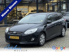 Ford Focus Wagon - 2.0 TDCI Titanium Navigatie/Stoelverwarming/Trekhaak/Cruise