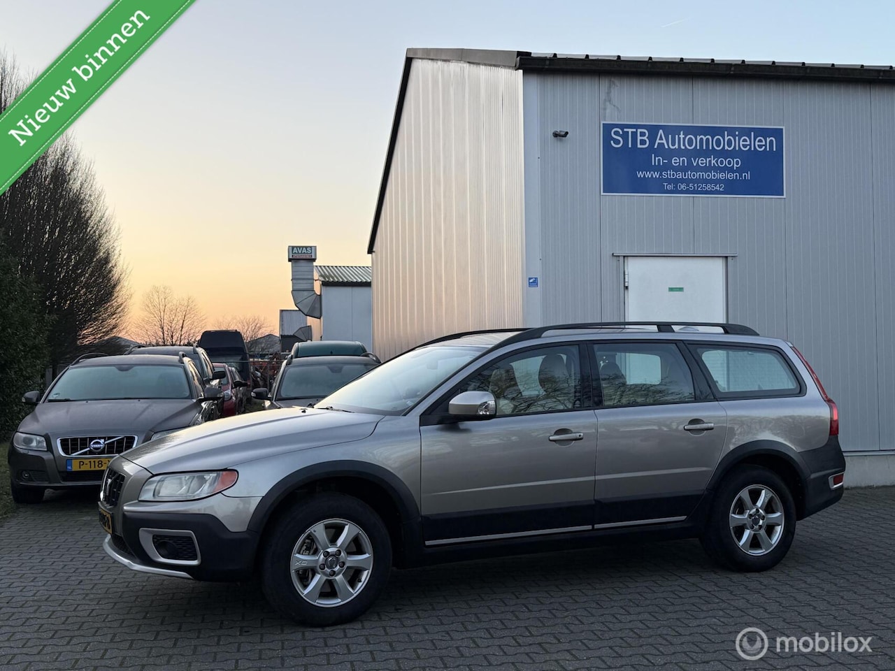 Volvo XC70 - 3.2 LPG G3, Leder, Automaat, Zeer netjes - AutoWereld.nl