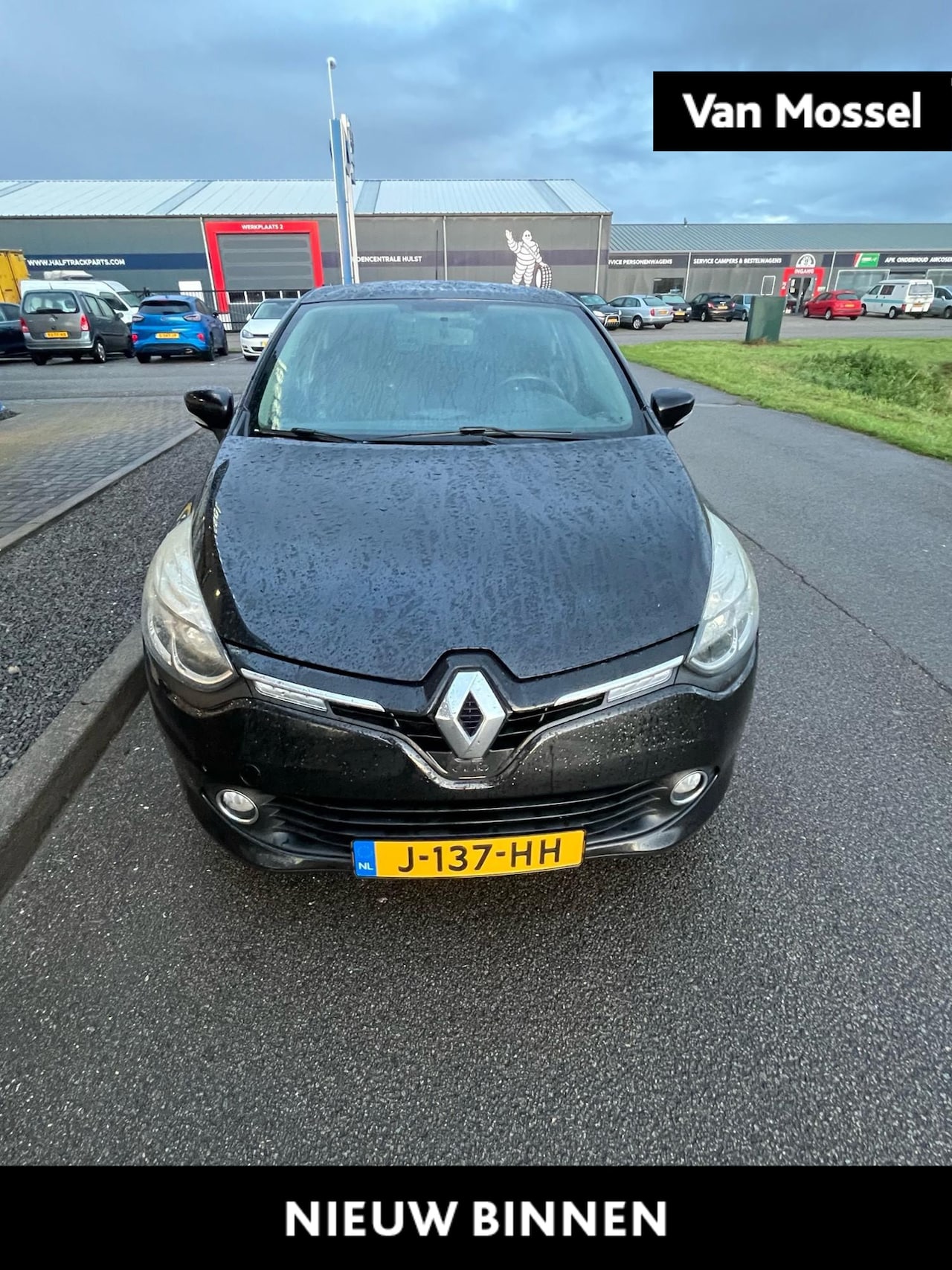 Renault Clio - 0.9 TCe Limited | Cruise Control | Airco | Trekhaak | Navigatie | - AutoWereld.nl
