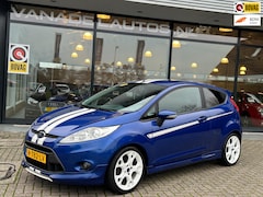 Ford Fiesta - 1.6 Metal Clima Cruise Park.Sens Trekhaak Volledig Dealeronderhouden