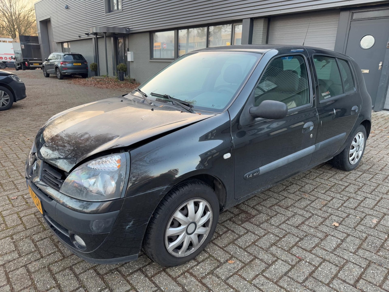 Renault Clio - 1.4-16V Privilège Comfort 1.4-16V Privilège Comfort - AutoWereld.nl