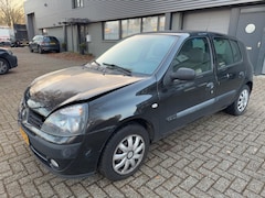 Renault Clio - 1.4-16V Privilège Comfort