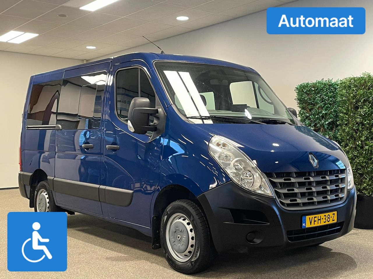 Renault Master - L1H1 Rolstoelbus Automaat + Luchtvering - AutoWereld.nl