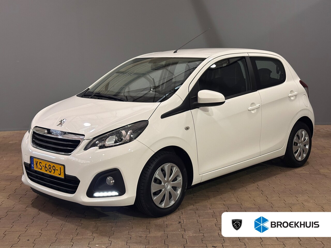 Peugeot 108 - 1.0 e-VTi Active Airco | Bluetooth | Elek. Ramen | | Anti Blokkeer Systeem | Stuurbekracht - AutoWereld.nl