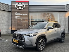 Toyota Corolla Cross - HYBRID 140 DYNAMIC NL-AUTO LED 18'' LM-VELGEN EL-ACHTERKLEP NAVI APPLE/ANDROID KEYLESS