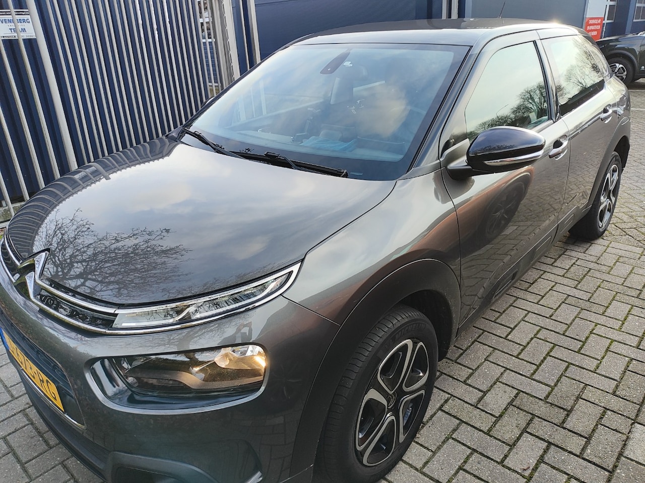 Citroën C4 Cactus - 1.2 PureTech Feel | Achterbank in delen neerklapbaar | Airco (automatisch) | Apple Carplay - AutoWereld.nl