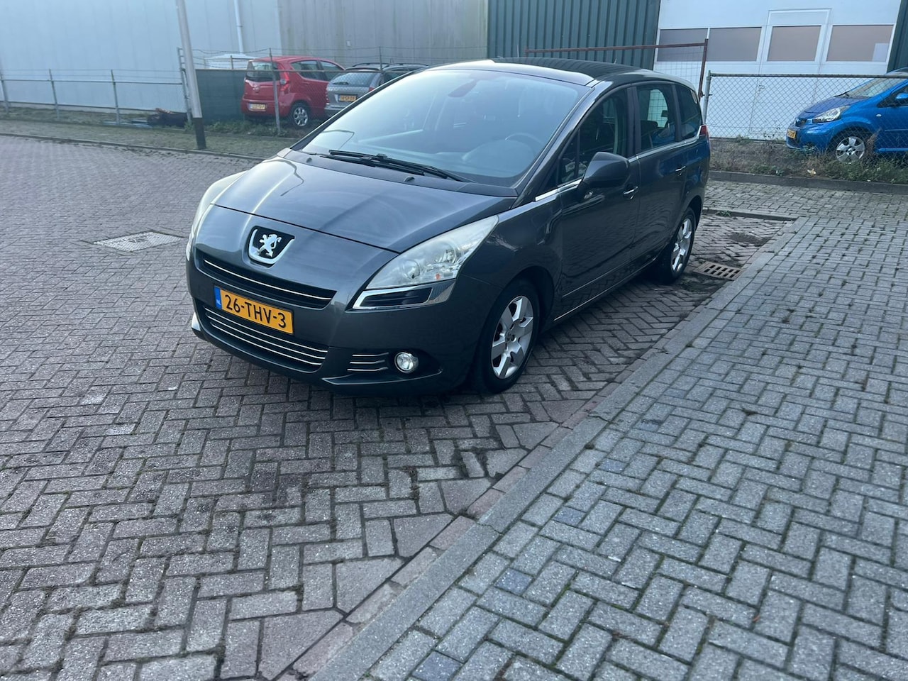Peugeot 5008 - 1.6 THP ST 7p. Pano Cruise Airco 7 Pers Trekhaak Pdc Achter Mist Lampen Voor - AutoWereld.nl