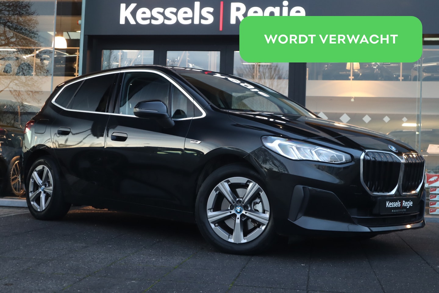 BMW 2-serie Active Tourer - 225e xDrive Panorama Camera El.klep Ambient DAB Sensoren - AutoWereld.nl