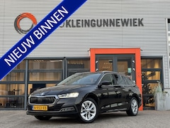 Skoda Octavia Combi - 1.0 e-TSI Business Edition / Trekhaak / Elektrische Achterklep / Verwarmbare Stoelen /