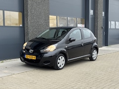 Toyota Aygo - 1.0-12V Comfort | 13 jaar 1 eigenaar | Compleet Dealer Onderhouden | 5 Deurs | Airco | Ele