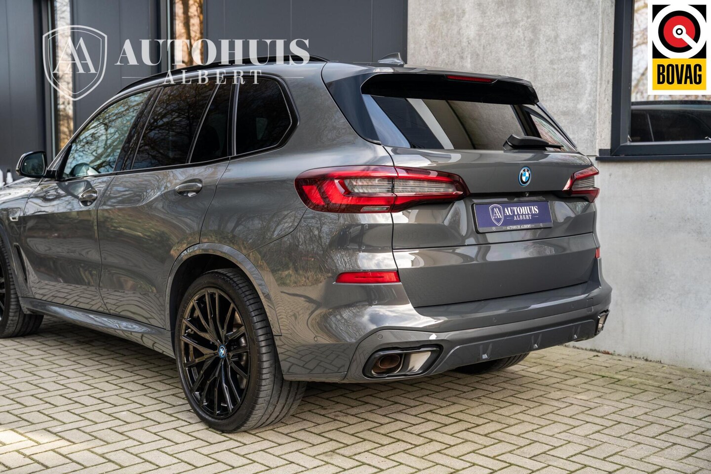 BMW X5 - xDrive45e M-Sport Dravit H&K Massage 22'' Merino Pano - AutoWereld.nl