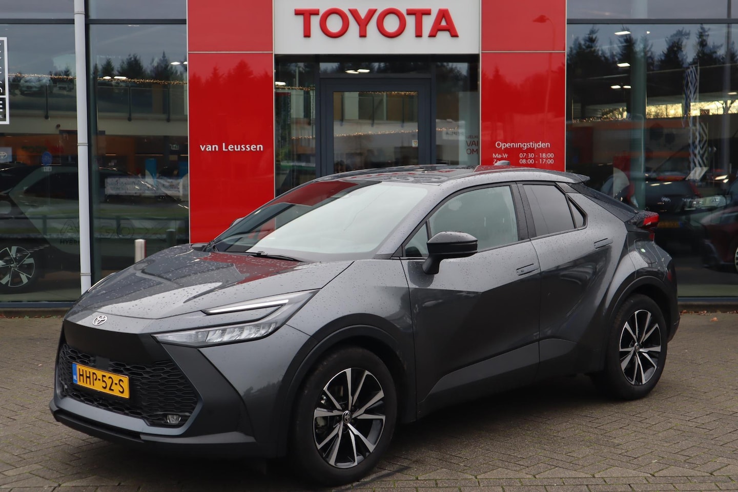 Toyota C-HR - HYBRID 140 DYNAMIC ANDROID/APPLE AD-CRUISE PRIVACY-GLASS PARK-SENSOREN KEYLESS 18"LMV BLIS - AutoWereld.nl