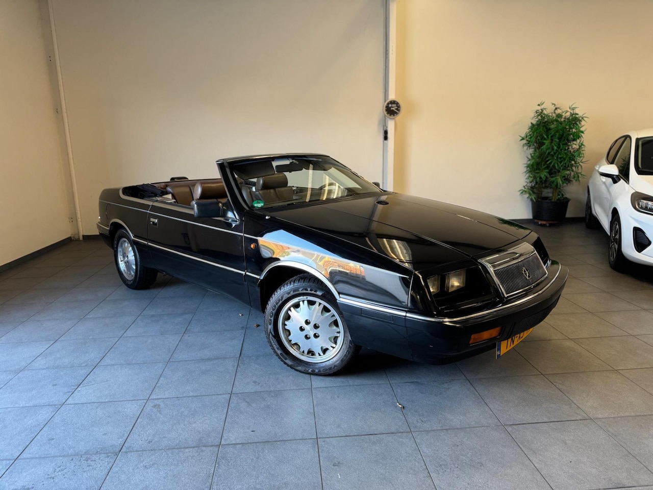 Chrysler LeBaron - 2.5i Convertible - Zeer mooie staat! - AutoWereld.nl