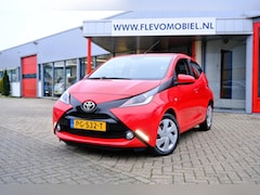 Toyota Aygo - 1.0 VVT-i x-play 5-drs Airco|Cam|LEDdagrij