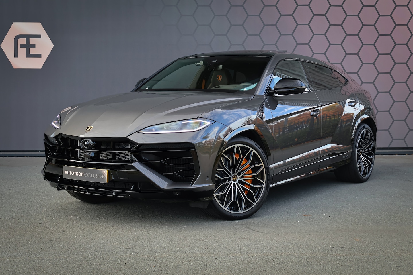 Lamborghini Urus - SE 4.0 V8 Hybrid | AKRAPOVIC | FULL PPF | B&O ADVANCED | ACC | - AutoWereld.nl