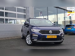 Volkswagen T-Roc - 1.5 TSI Sport Automaat*Nav*Pdc*Cruise*Trekhaak*Enz