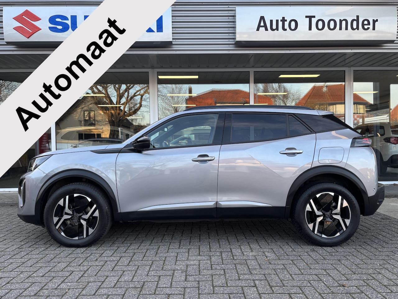 Peugeot 2008 - Automaat 1.2 PureTech 130 Allure - AutoWereld.nl