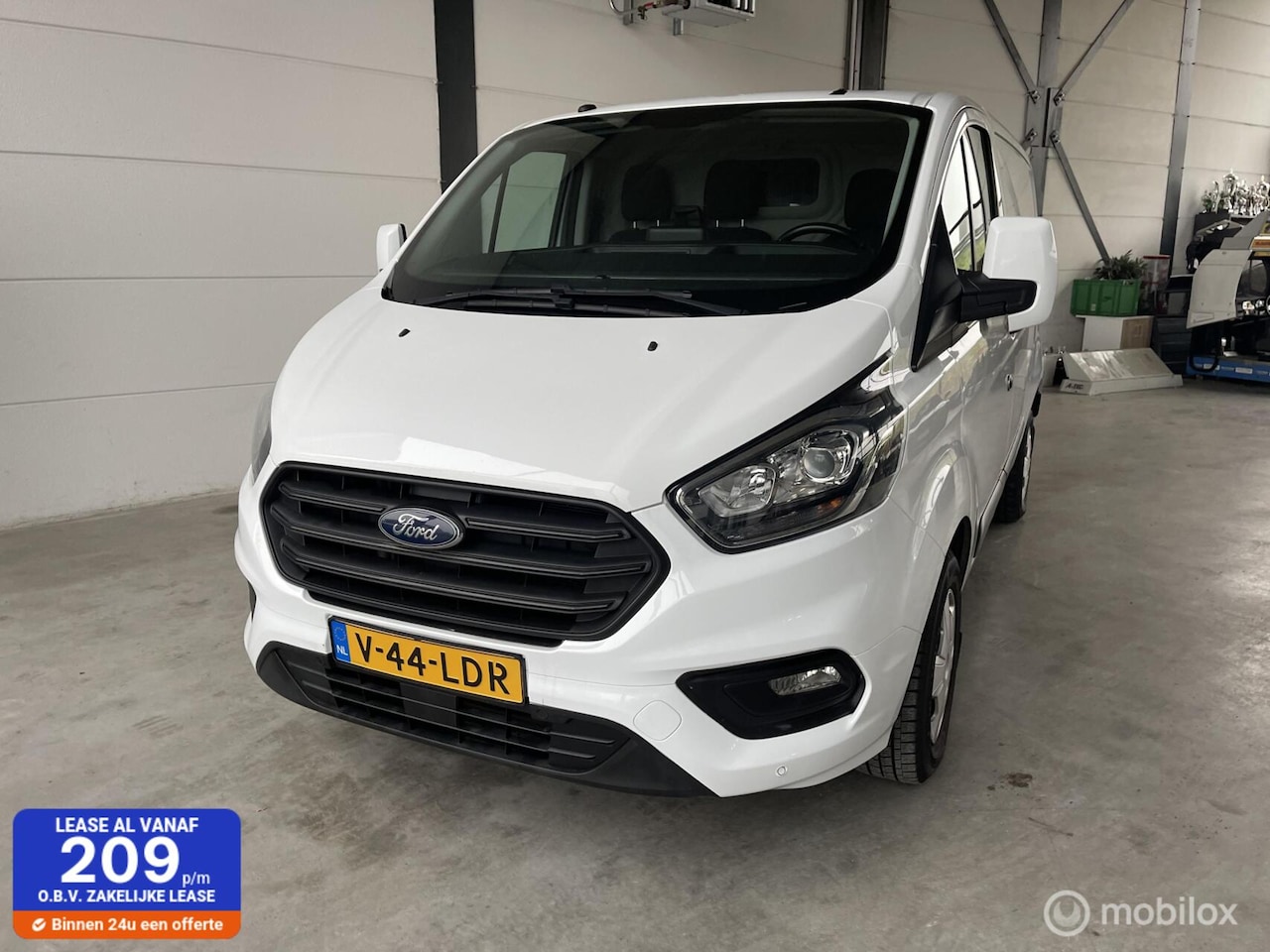 Ford Transit Custom - 300 2.0 TDCI L2h1 navi pdc - AutoWereld.nl