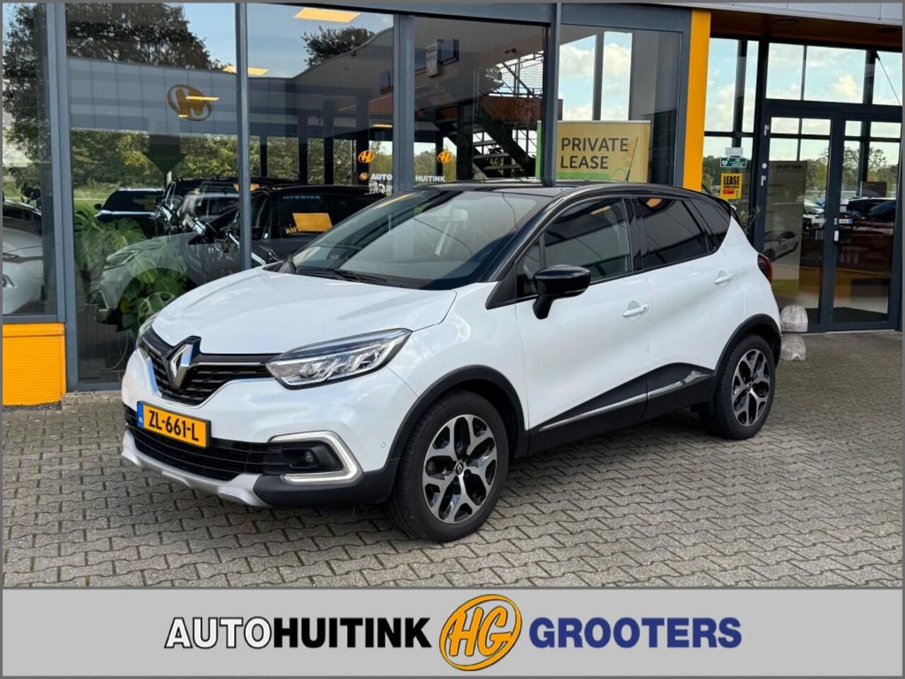 Renault Captur - 1.3 TCe150 pk Aut. Intens - Pan dak - camera - dode hoek det. - AutoWereld.nl