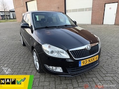 Skoda Fabia - 1.2 TSI Dynamic, Automaat, Cruise, Clima