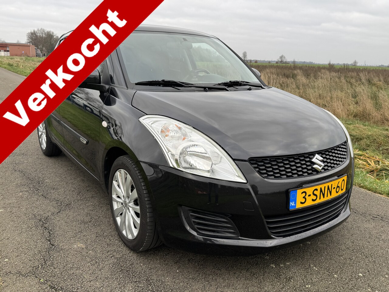 Suzuki Swift - 1.2 Bandit EASSS AIRCO/CRUISE!/Stoelverw. - AutoWereld.nl