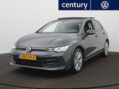 Volkswagen Golf - 1.5 eHybrid Life Edition Apple Carplay/Android Auto - Panoramadak - Camera -ACC