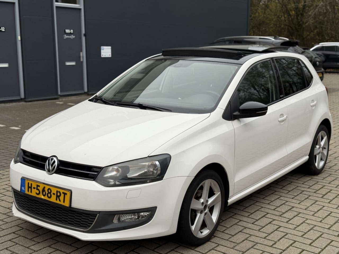Volkswagen Polo - 1.2 TSI Highline 5DRS | PANO | XENON | LED | CRUISE | PDC | AIRC - AutoWereld.nl