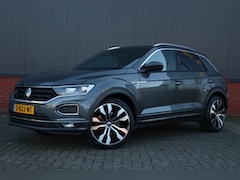 Volkswagen T-Roc - 2.0 TSI 4Motion Sport panormadak | ACC |