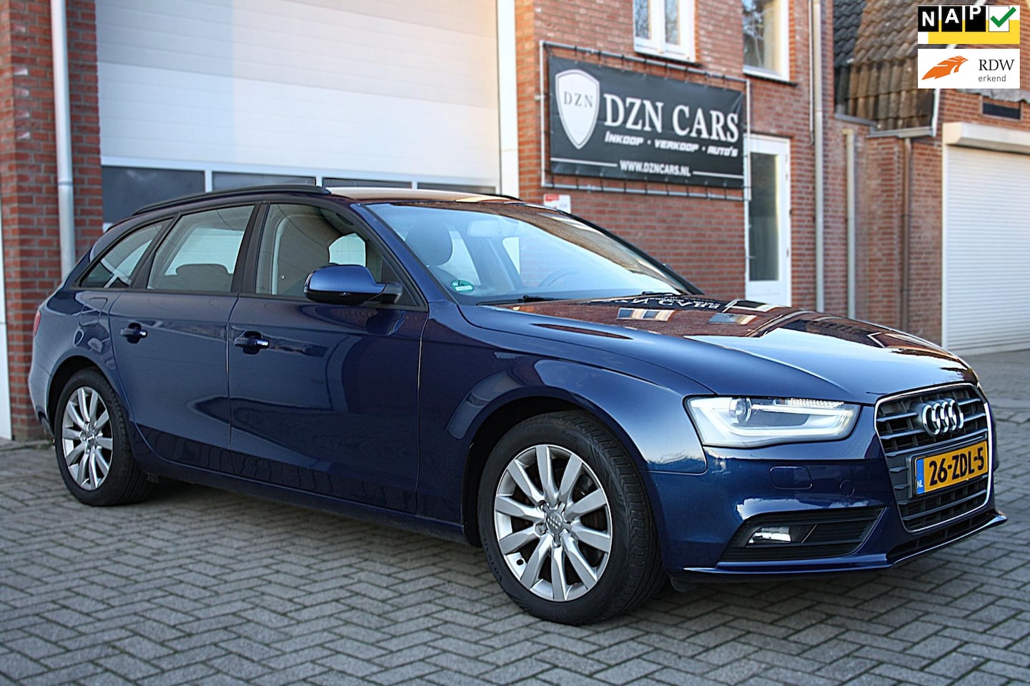 Audi A4 Avant - 1.8 TFSI Pro Line Automaat|NAP|Airco|Cruise control|Trekhaak|Goed onderhouden - AutoWereld.nl