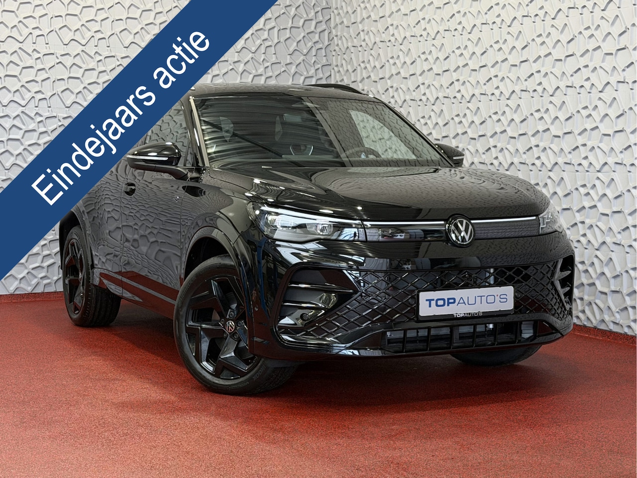 Volkswagen Tiguan - 1.5 eHYBRID 272PK NW AUTO R-LINE BLACK PANO SCHUIFDAK XL.NAVI BLACK.STYLE 360.CAM ELEK.KLE - AutoWereld.nl