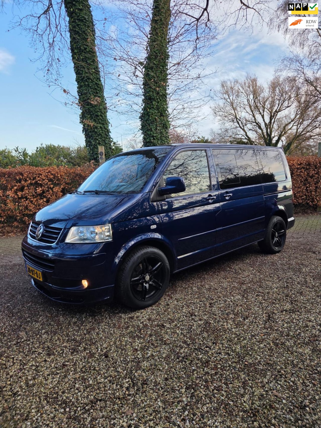 Volkswagen Transporter Multivan - 2.5 TDI Comfortline DC Automaat - AutoWereld.nl