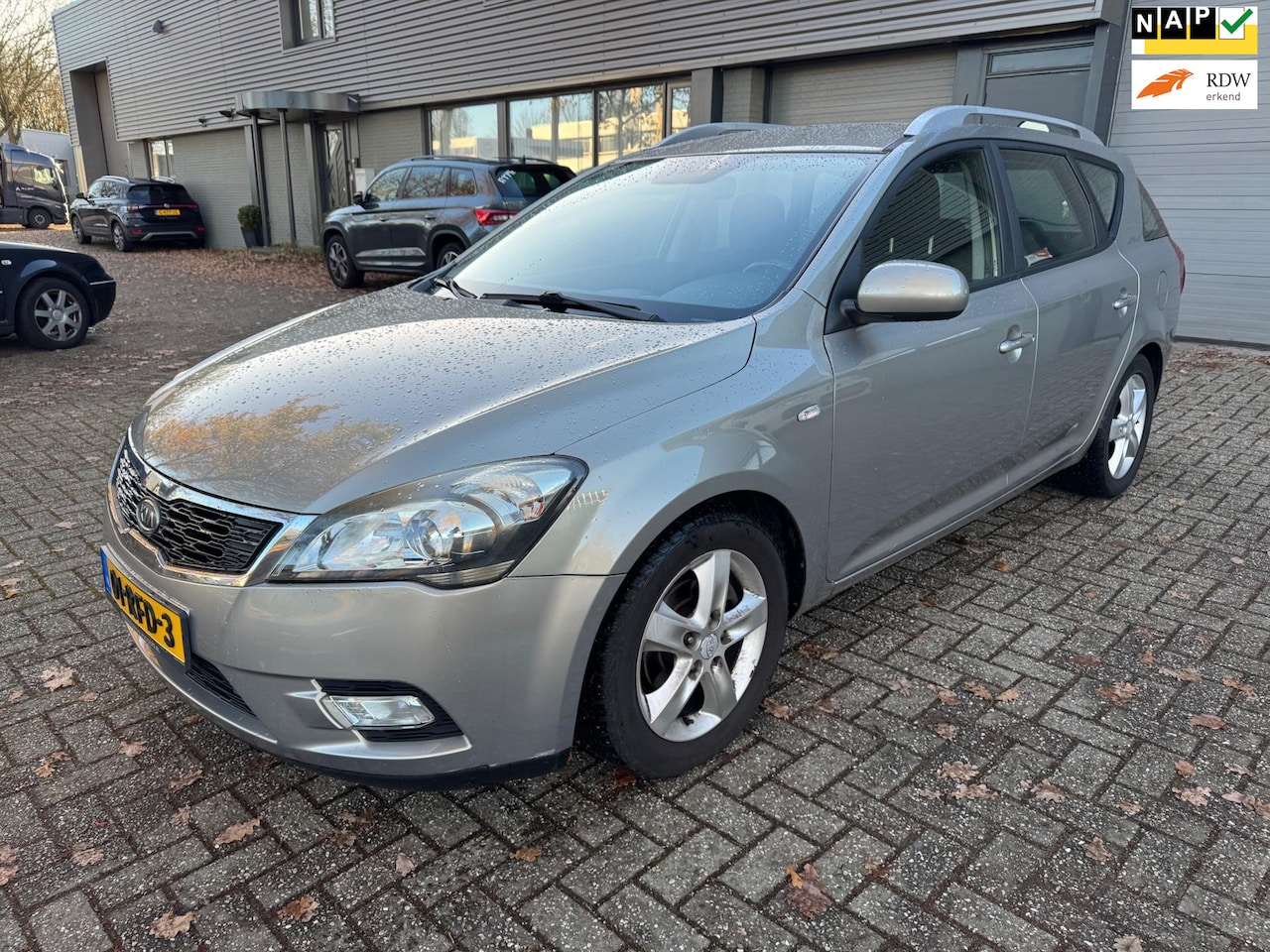 Kia Cee'd Sporty Wagon - 1.4 CVVT Seven 1.4 CVVT Seven - AutoWereld.nl