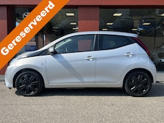 Toyota Aygo - 1.0 VVT-i X-PLAY 5-deurs | Airco | Radio | Bluetooth