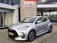 Toyota Yaris - 1.5 Hybrid STYLE BLIND SPOT KEYLESS STOELVERW PARK-SENSOREN APPLE/ANDROID PRIVACY GLASS