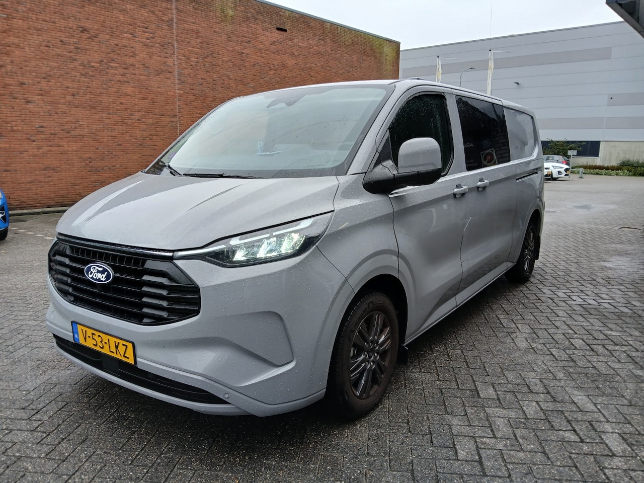 Ford Transit Custom - 320 2.5 PHEV L2H1 Limited L2H1 Rolstoelbus - AutoWereld.nl