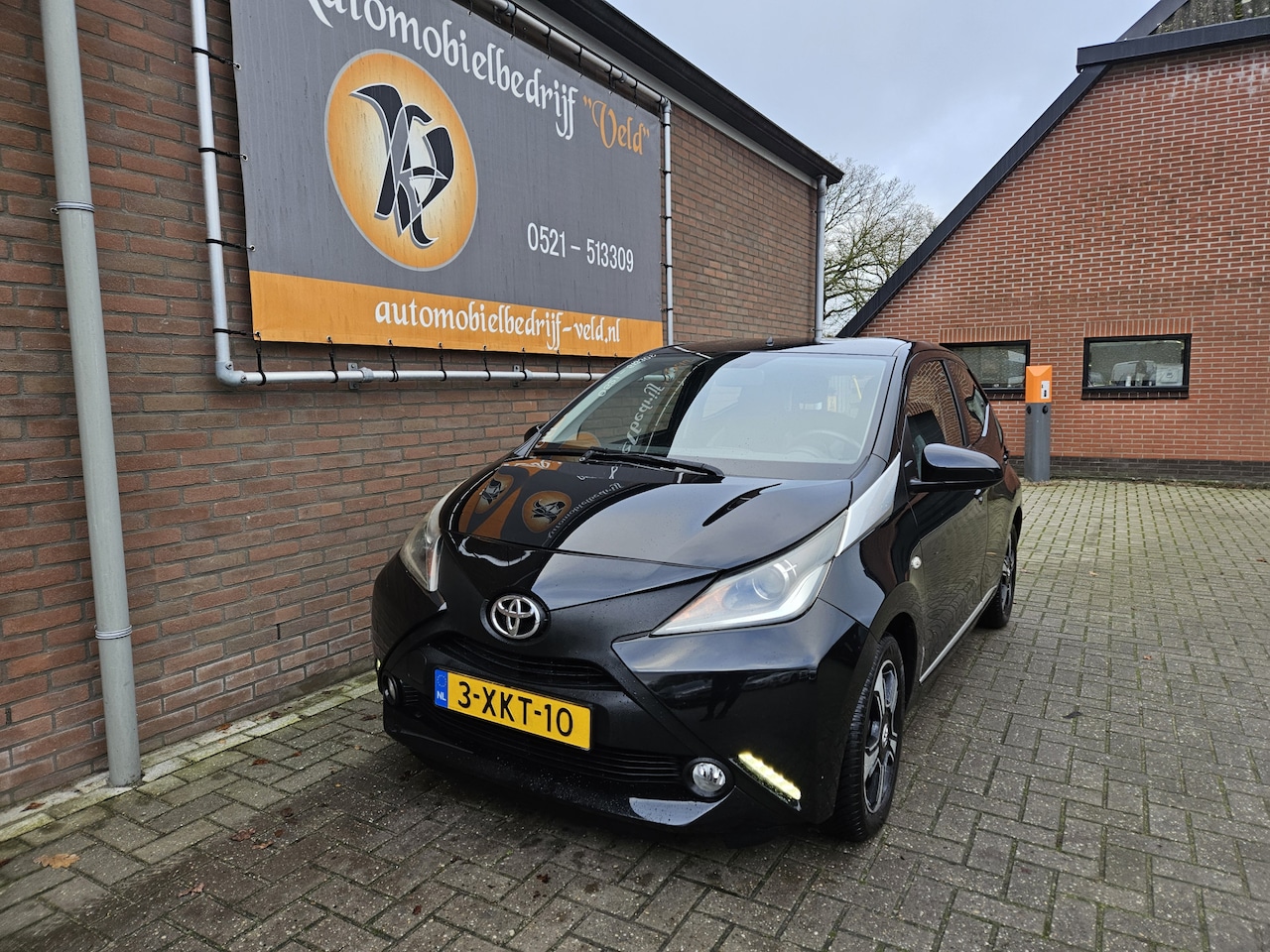 Toyota Aygo - 1.0 VVT-i x-clusiv 1.0 VVT-i x-clusiv - AutoWereld.nl