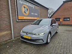 Volkswagen Golf - 1.5 eTSI Style