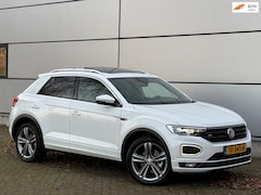 Volkswagen T-Roc - 2.0 TSI 4Motion 3xR-Line DSG |Pano |Virtual |Camera |ACC |Stoelverw |Full Options