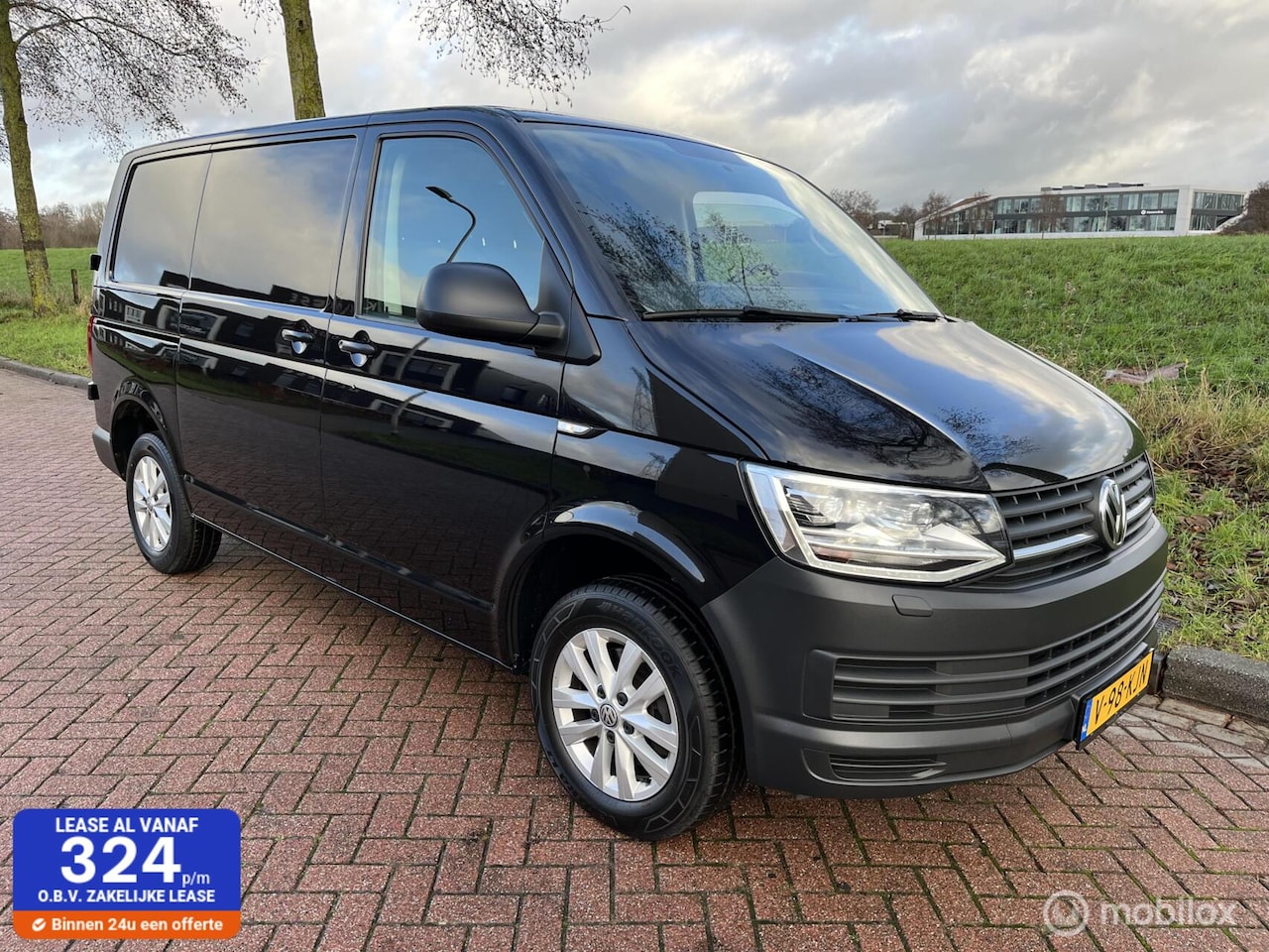 Volkswagen Transporter - 2.0 TSI Benzine | AC | LED | Navi - AutoWereld.nl