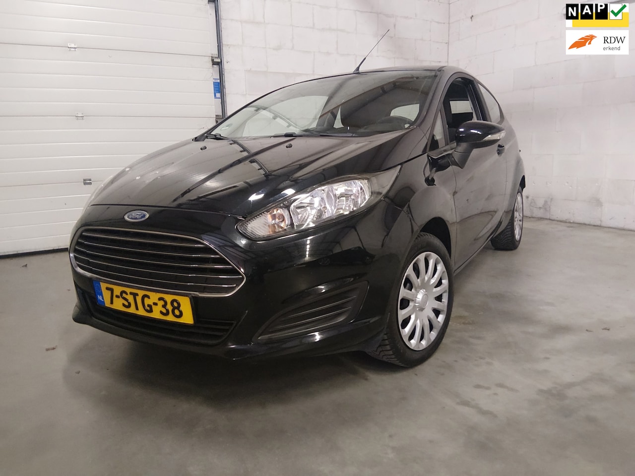 Ford Fiesta - 1.0 Style 2013 Airco Zeer Zuinig NW APK - AutoWereld.nl