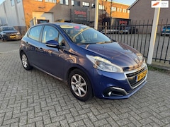 Peugeot 208 - 1.2 PureTech Allure Clima, Navi, Panodak