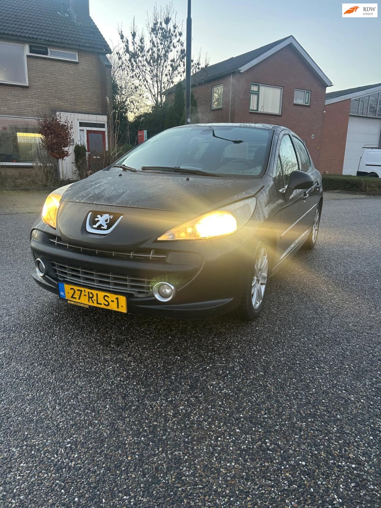 Peugeot 207 - 1.6 HDI XR Airco | Navi | Cruise - AutoWereld.nl