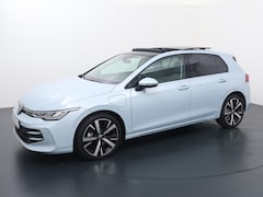 Volkswagen Golf - 1.5 eHybrid Life Edition | 204 PK | SoH100% | Automaat | Panoramadak | Adaptive cruise con