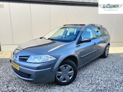 Renault Mégane Grand Tour - 1.6-16V Business Line