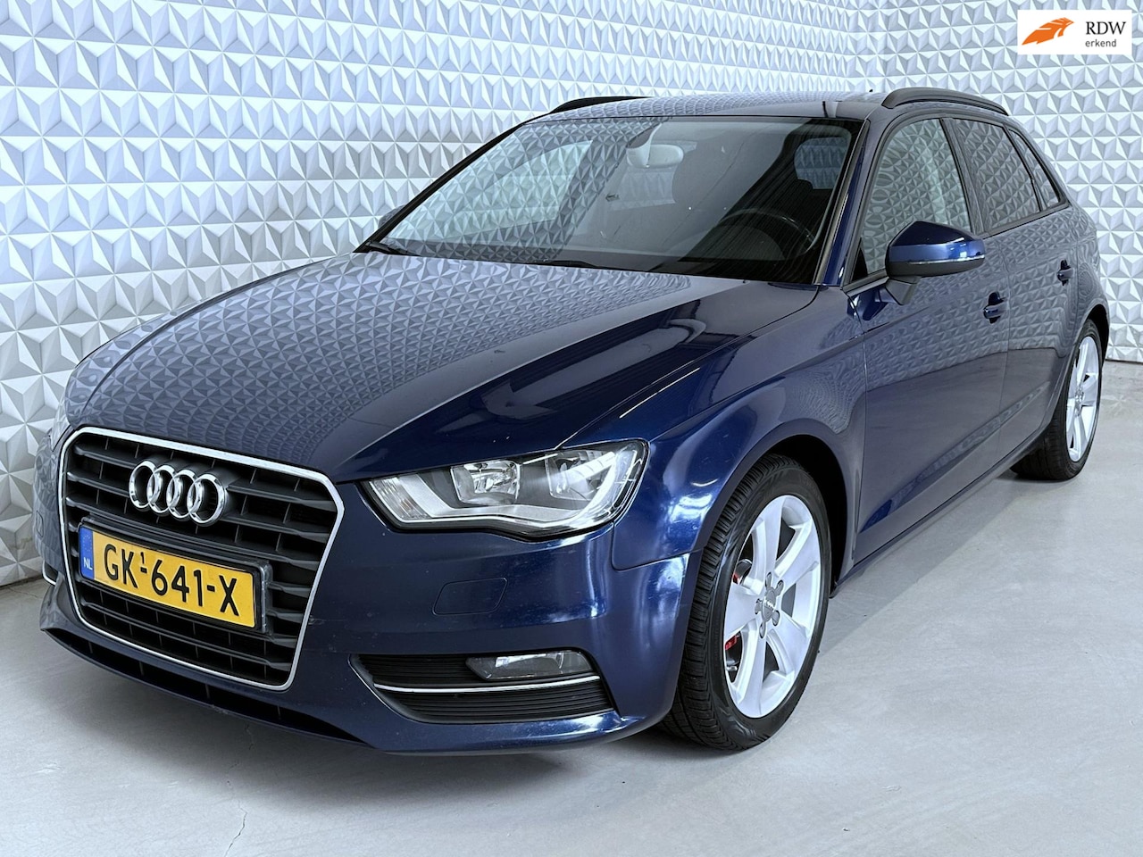 Audi A3 Sportback - 2.0 TDI Ambition Pro Line S 2.0 TDI Ambition Pro Line S *ACTIE!* (2013) - AutoWereld.nl